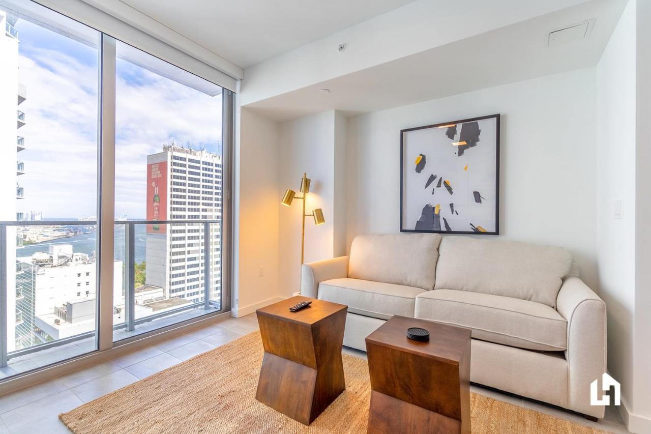 Unique Dt Apts With Amenities Like Pool, Gym, Restaurants & Cowork Lounge By Luahost Apartment Miami