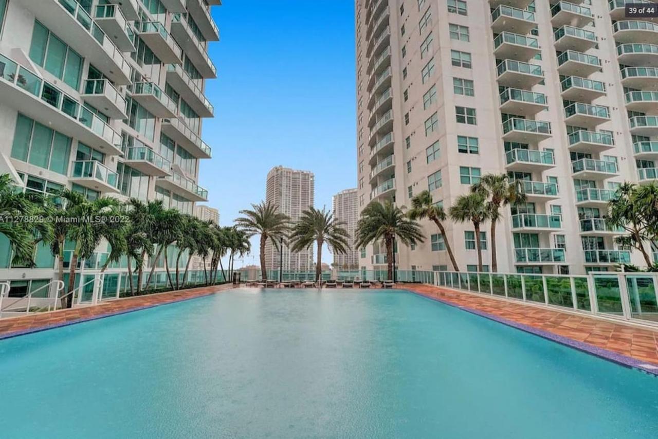 Amazing Loft Style 1 Bed With Water And City Views Miami