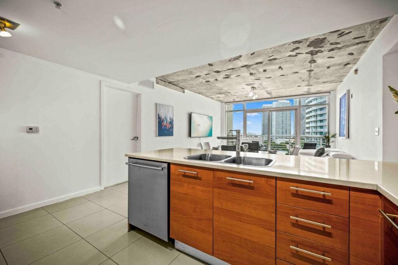 Amazing 2 Bed In Midtown With Free Parking Vakantiehuis Miami