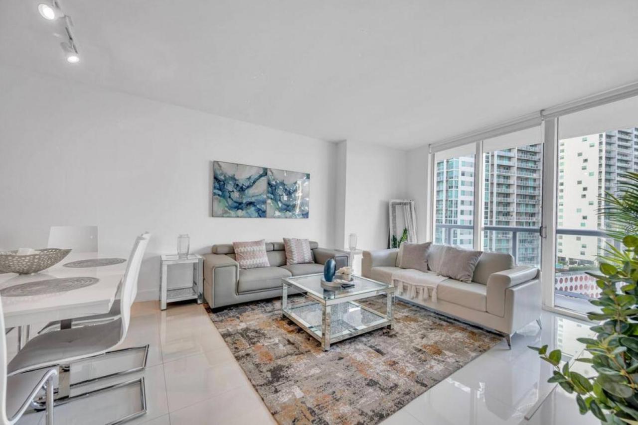 Modern 1 Bed Icon Brickell With Amazing Views * Miami