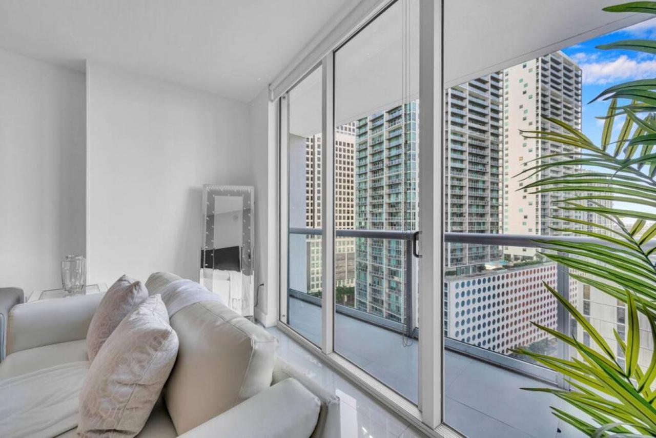 Modern 1 Bed Icon Brickell With Amazing Views Apartment Miami