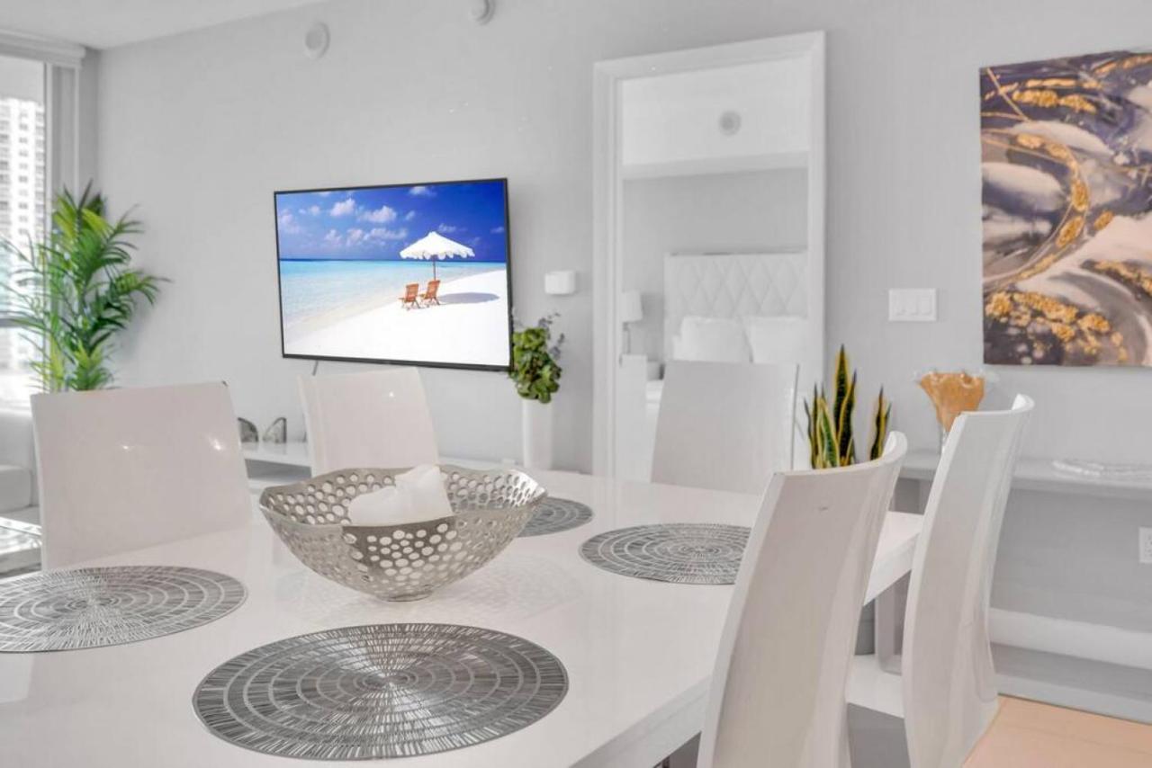 Modern 1 Bed Icon Brickell With Amazing Views Apartment Miami