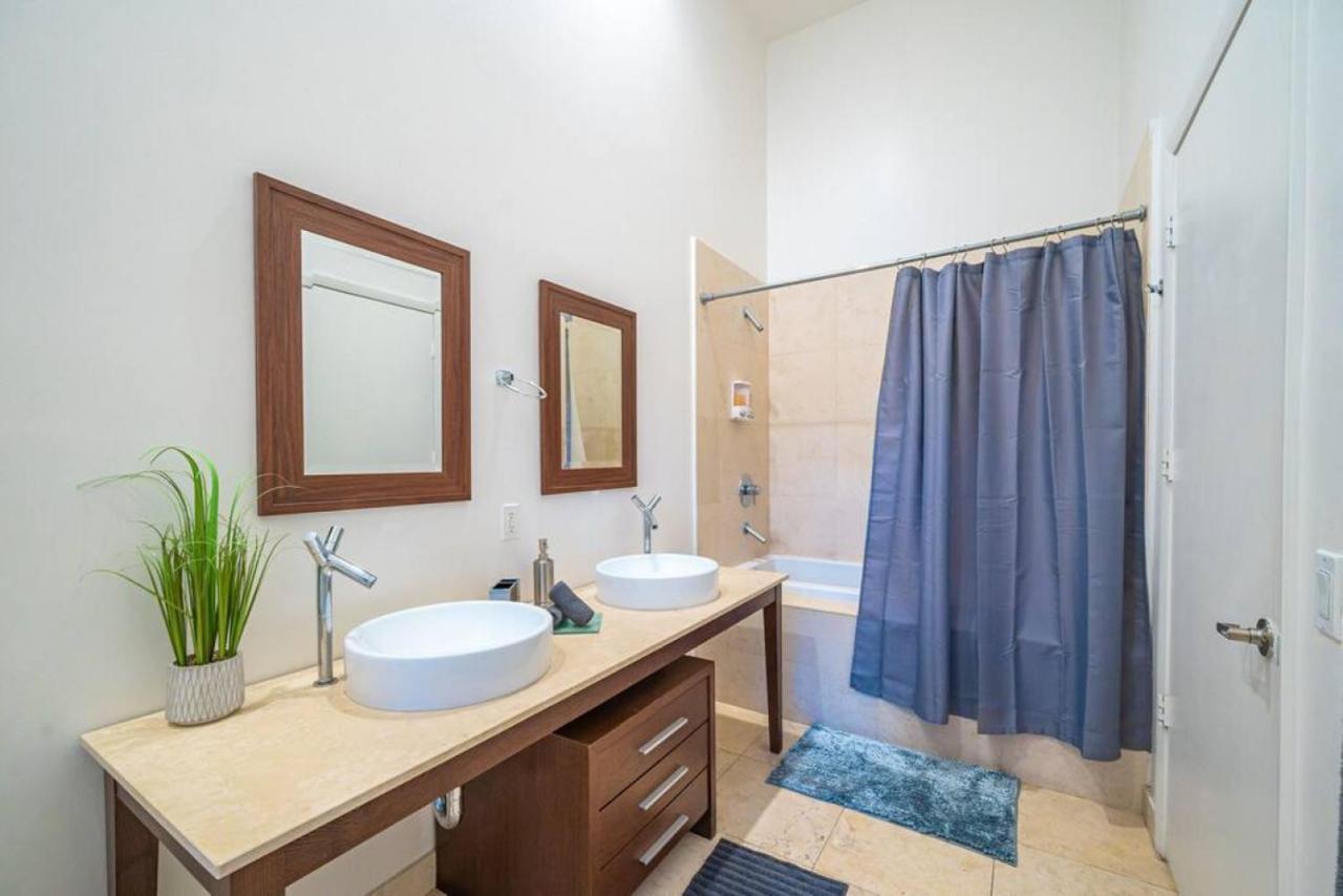 Beautiful One Bedroom 16ft Ceilings At The W Appartement Miami