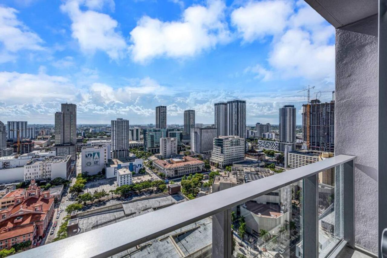 Modern 1 Bed Across From Bayside In Downtown Ferienhaus Miami