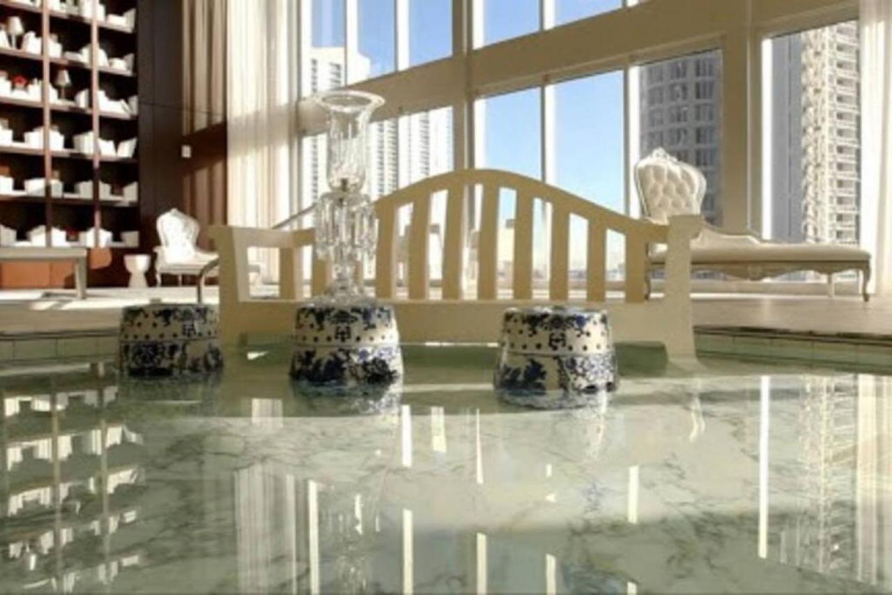Apartment Beautiful One Bedroom 16ft Ceilings At The W