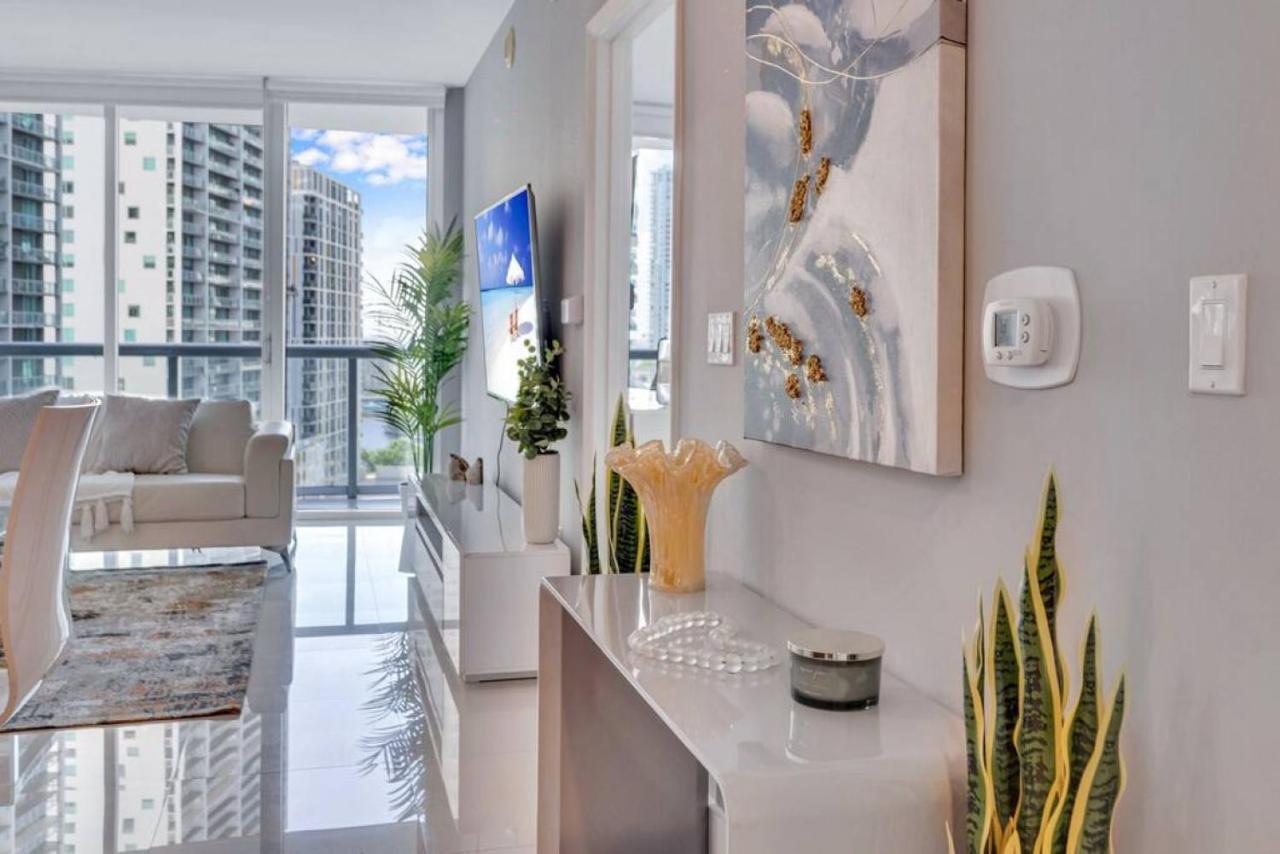 Modern 1 Bed Icon Brickell With Amazing Views Apartment *