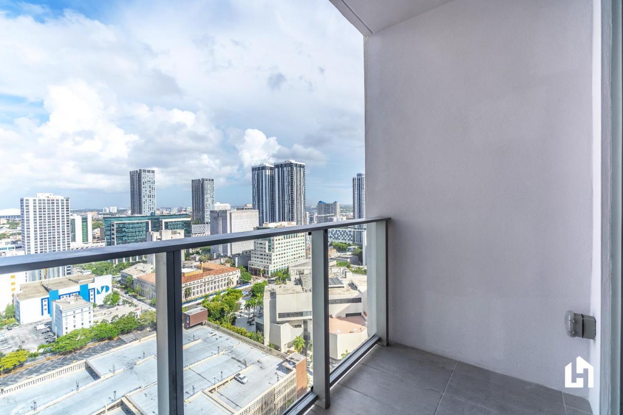 Unique Dt Apts With Amenities Like Pool, Gym, Restaurants & Cowork Lounge By Luahost Apartment