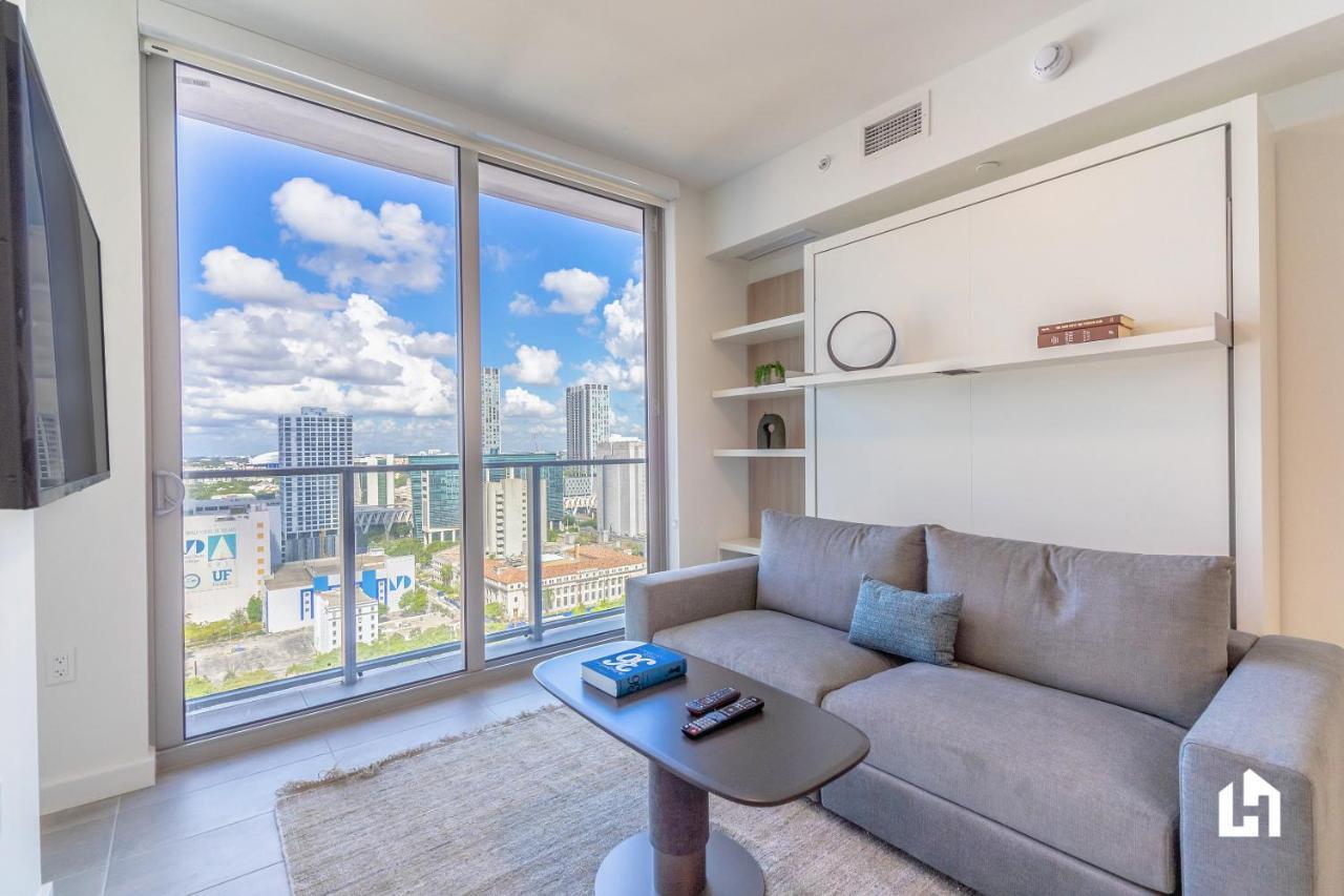 Unique Dt Apts With Amenities Like Pool, Gym, Restaurants & Cowork Lounge By Luahost Apartment Miami