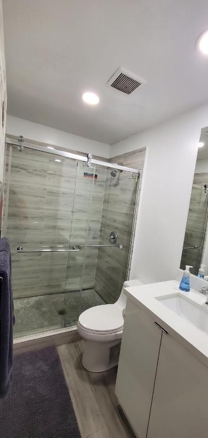 Vakantiehuis Modern Home, Excellent Location