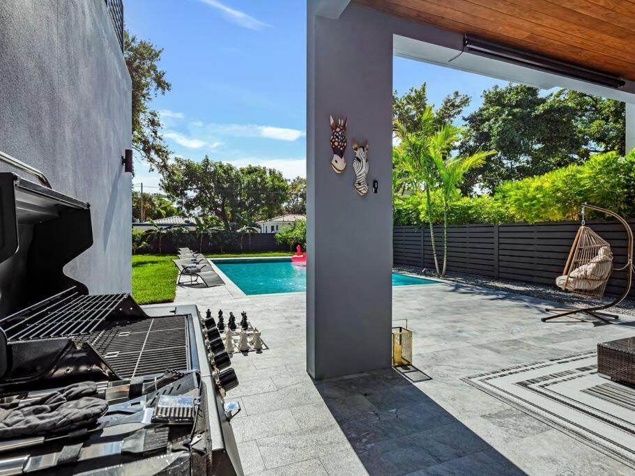 Villa Modern W/ Amenities & Salt Water Pool Miami