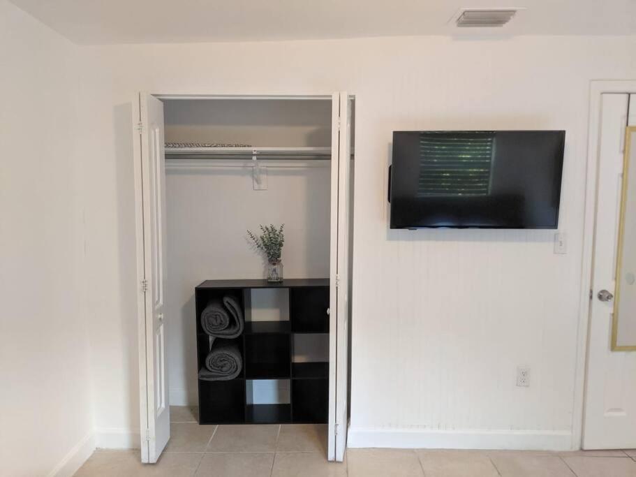 3 Bedroom 15 Minutes To The Miami