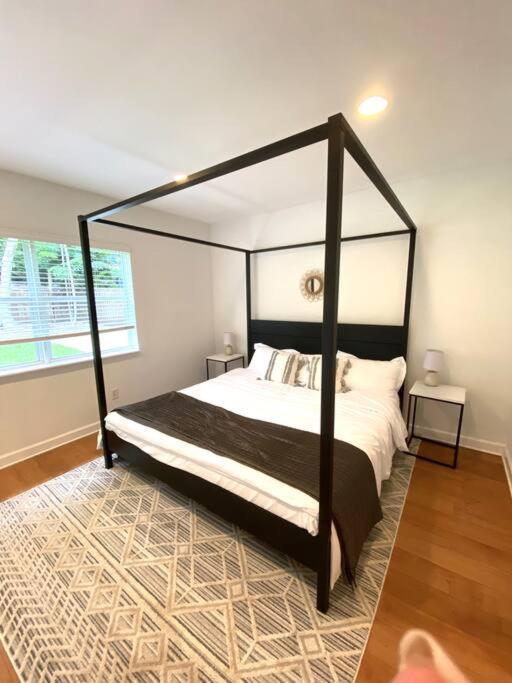Holiday home Spacious Tropical Oasis - 1/2 Acre In Heart Of Mia *
