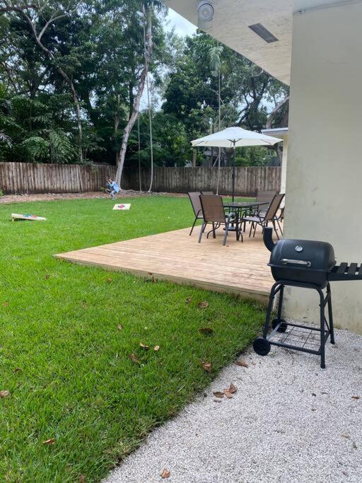 Holiday home Spacious Tropical Oasis - 1/2 Acre In Heart Of Mia Miami