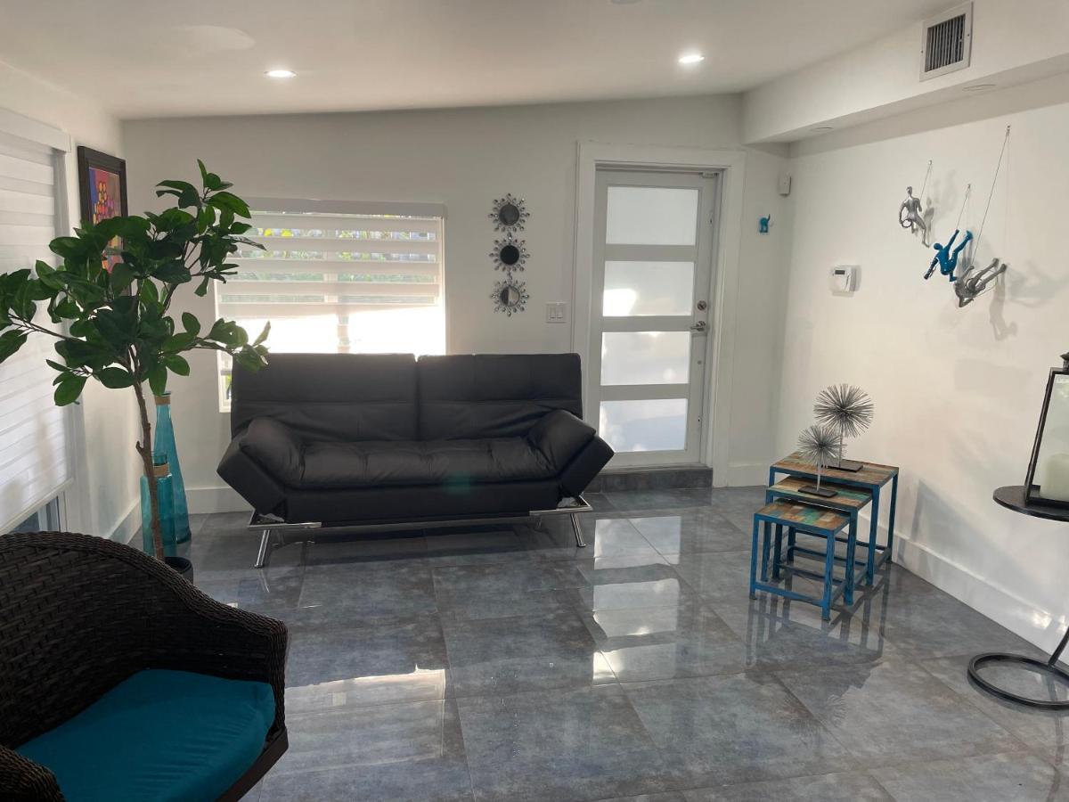 Cozy Triplex Centrally Located Vakantiehuis Miami