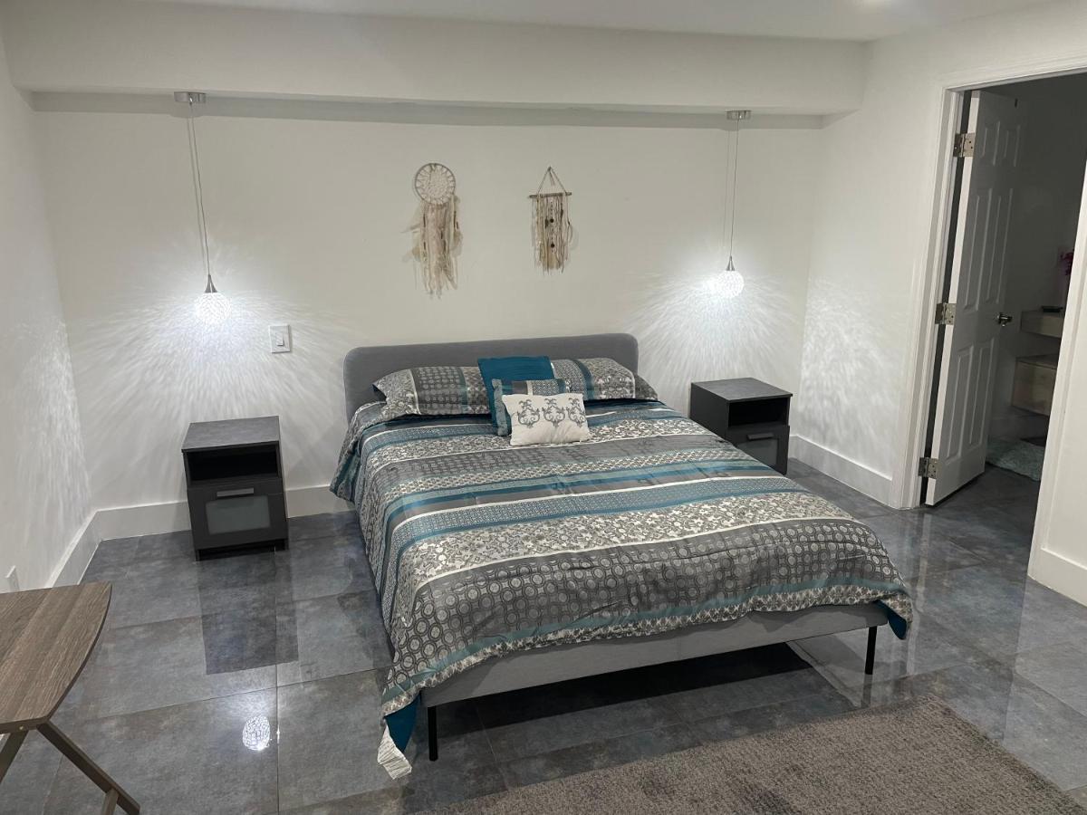 Cozy Triplex Centrally Located Vakantiehuis *