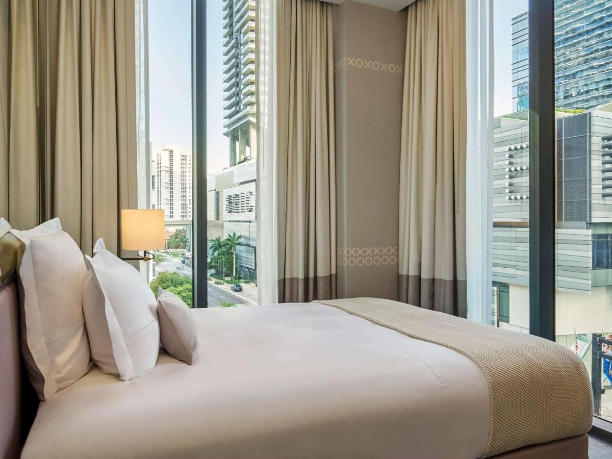 Sls Lux Brickell Hotel