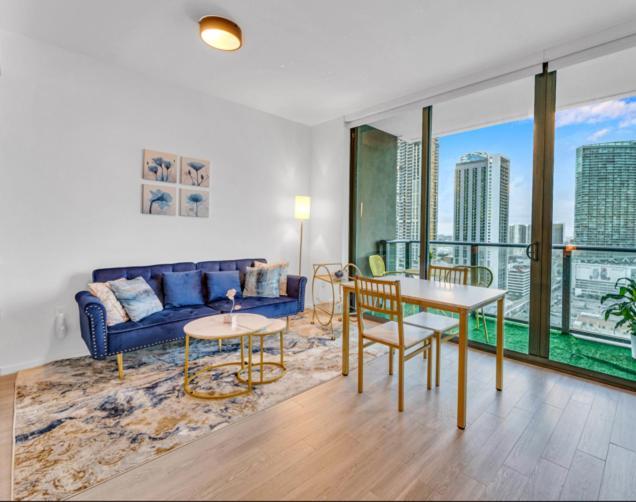 Love It-here- Downtown Appartement *