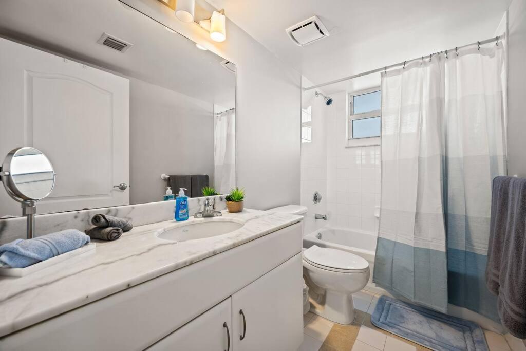 Ocean View 35th Floor, In The Heart Of Apartment *