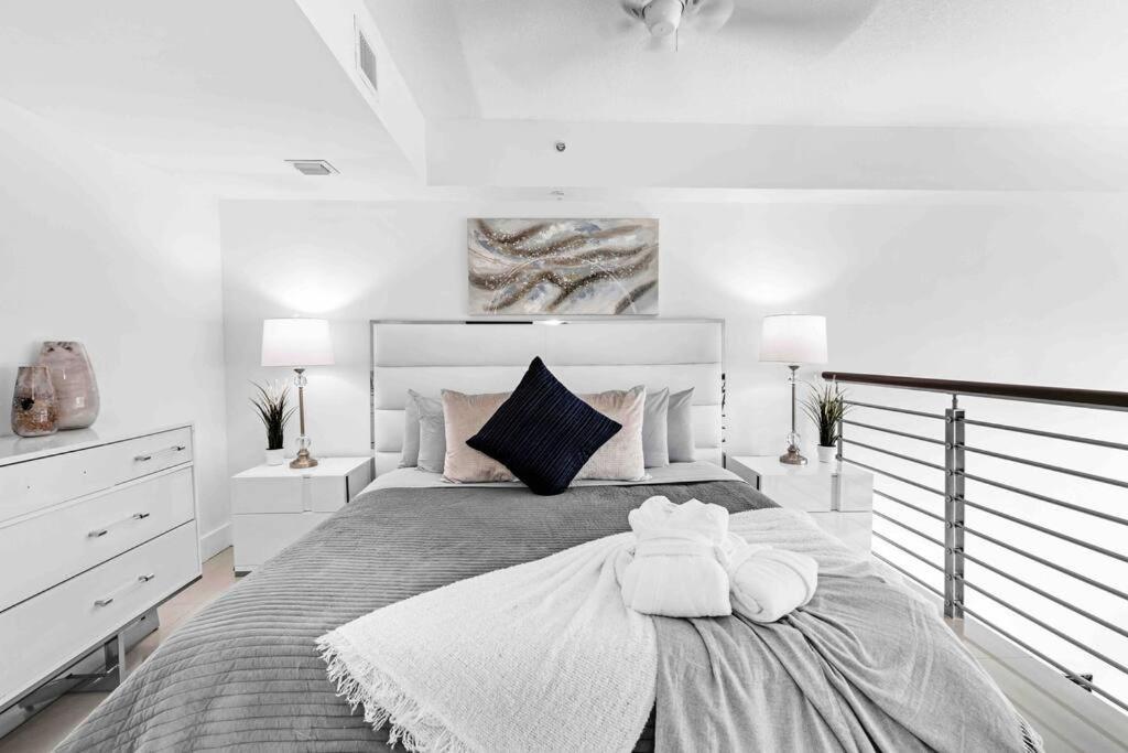 Cozy King Loft W/amazing Views