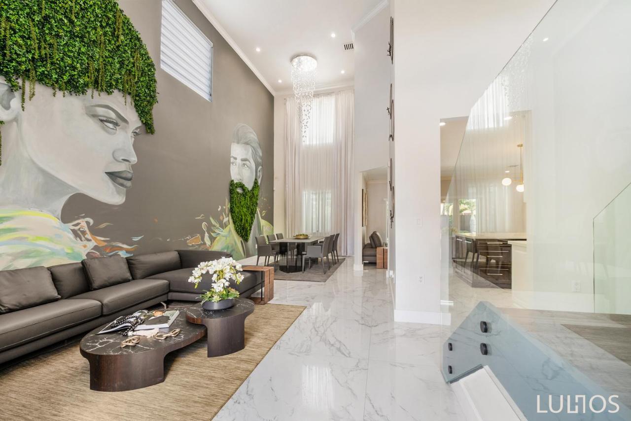 Luxury Oasis - Heated Pool, Game Extravaganza L44 Vakantiehuis *