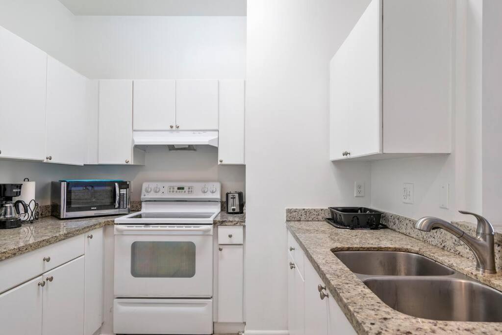 Airport 2bedrooms 2 Bath *