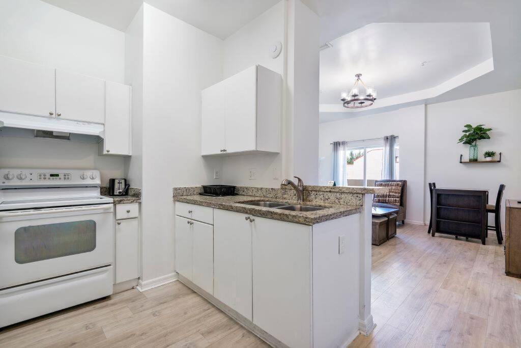 Airport 2bedrooms 2 Bath * Miami