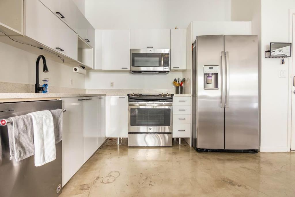 Appartement 1br Loft In Downtown With Bay View And Workspace
