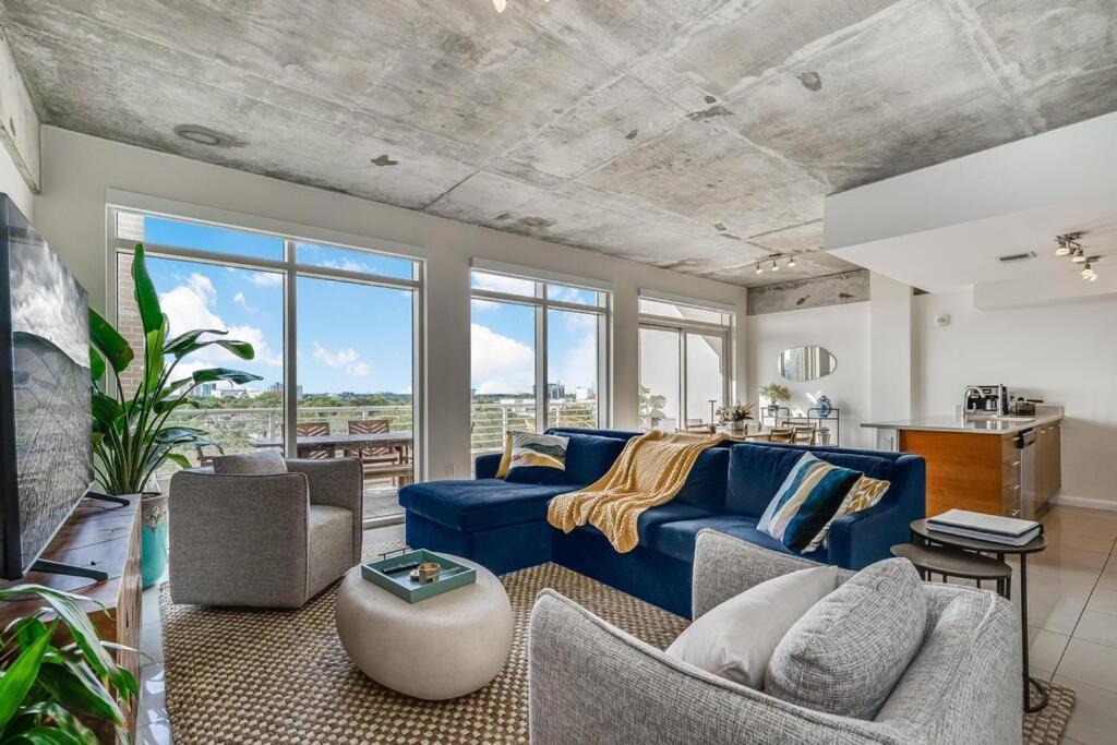 Midtown Wynwood 2-story - Vice Apartment *