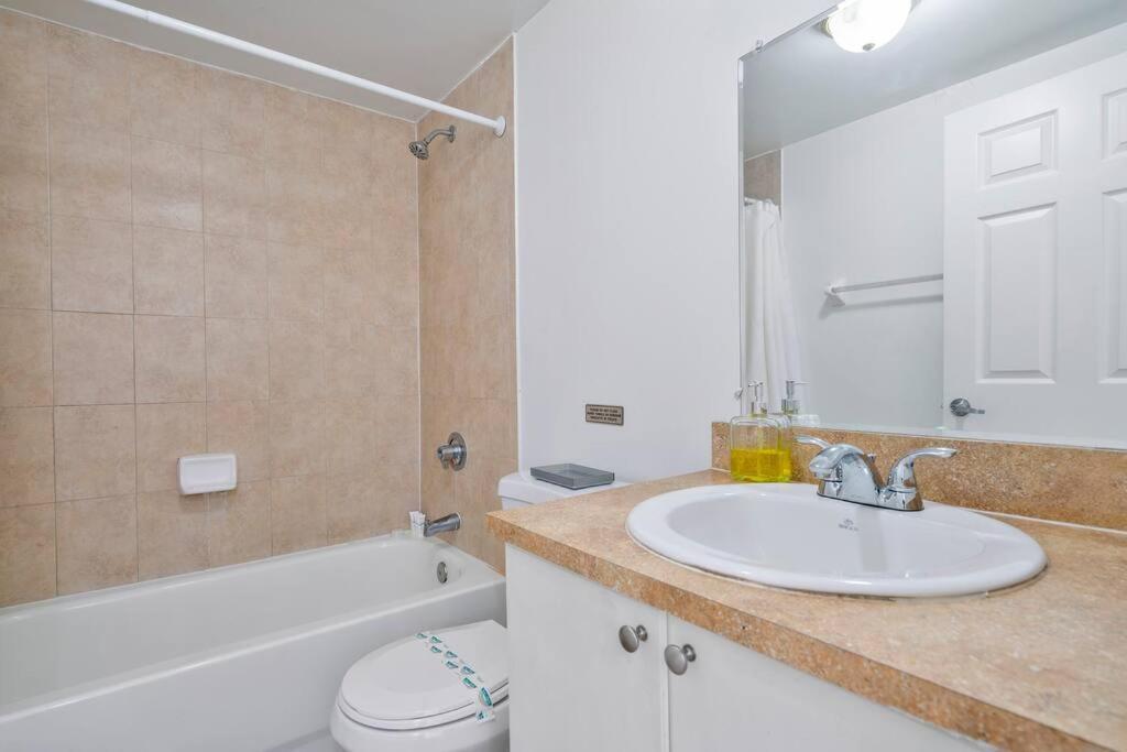 Airport 2bedrooms 2 Bath * Miami