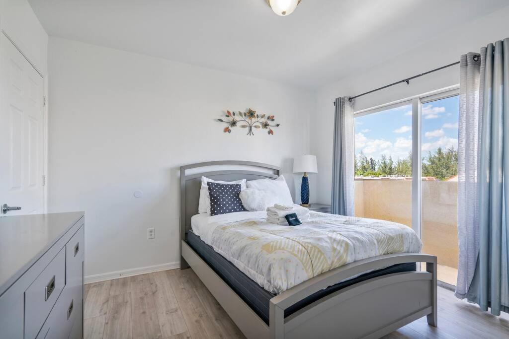 Airport 2bedrooms 2 Bath