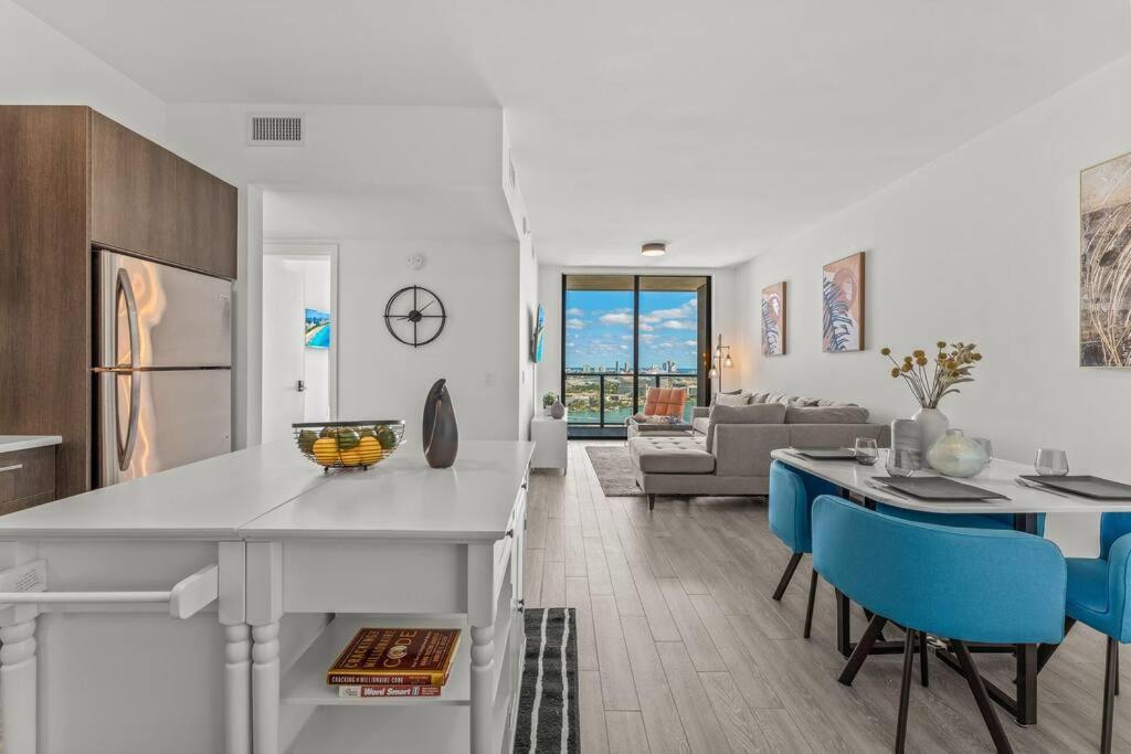2 Bedroom Luxury Oceanview * Miami