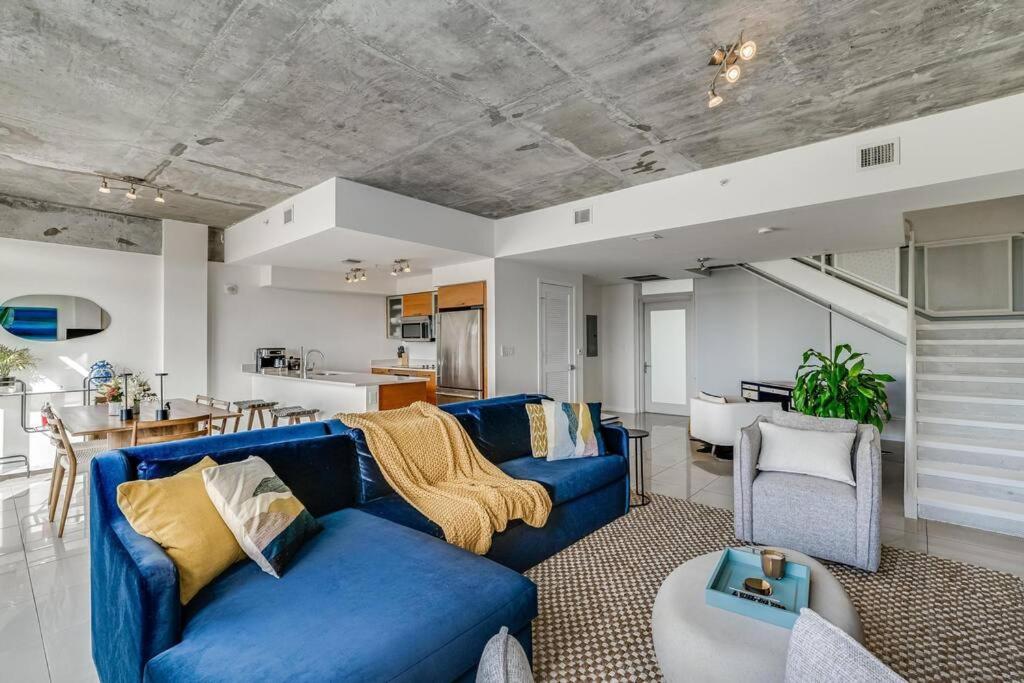 Midtown Wynwood 2-story - Vice Miami