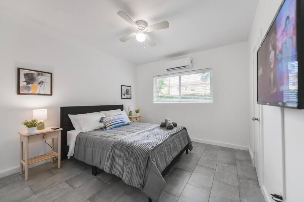 Apartment Great 2 Bedroom Near The