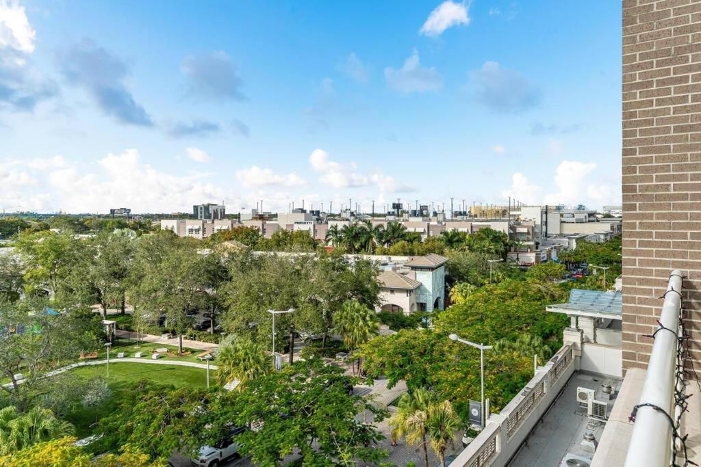 Midtown Wynwood 2-story - Vice Apartment Miami