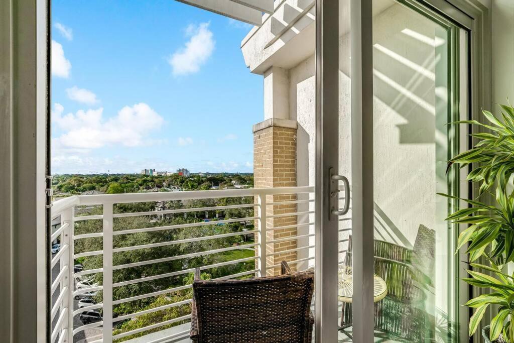 Midtown Wynwood 2-story - Vice Apartment Miami