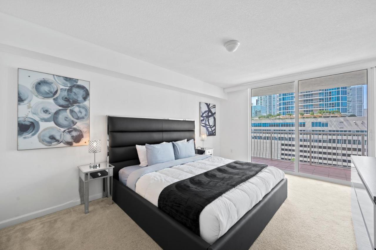 Private Unit With Amenities And Parking