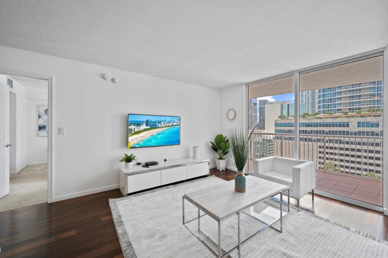 Private Unit With Amenities And Parking Miami