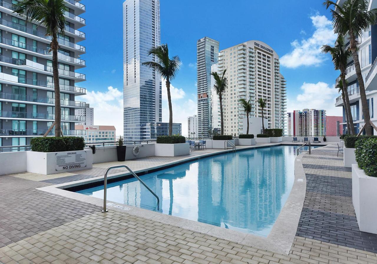 Private Unit With Amenities And Parking Appartement Miami