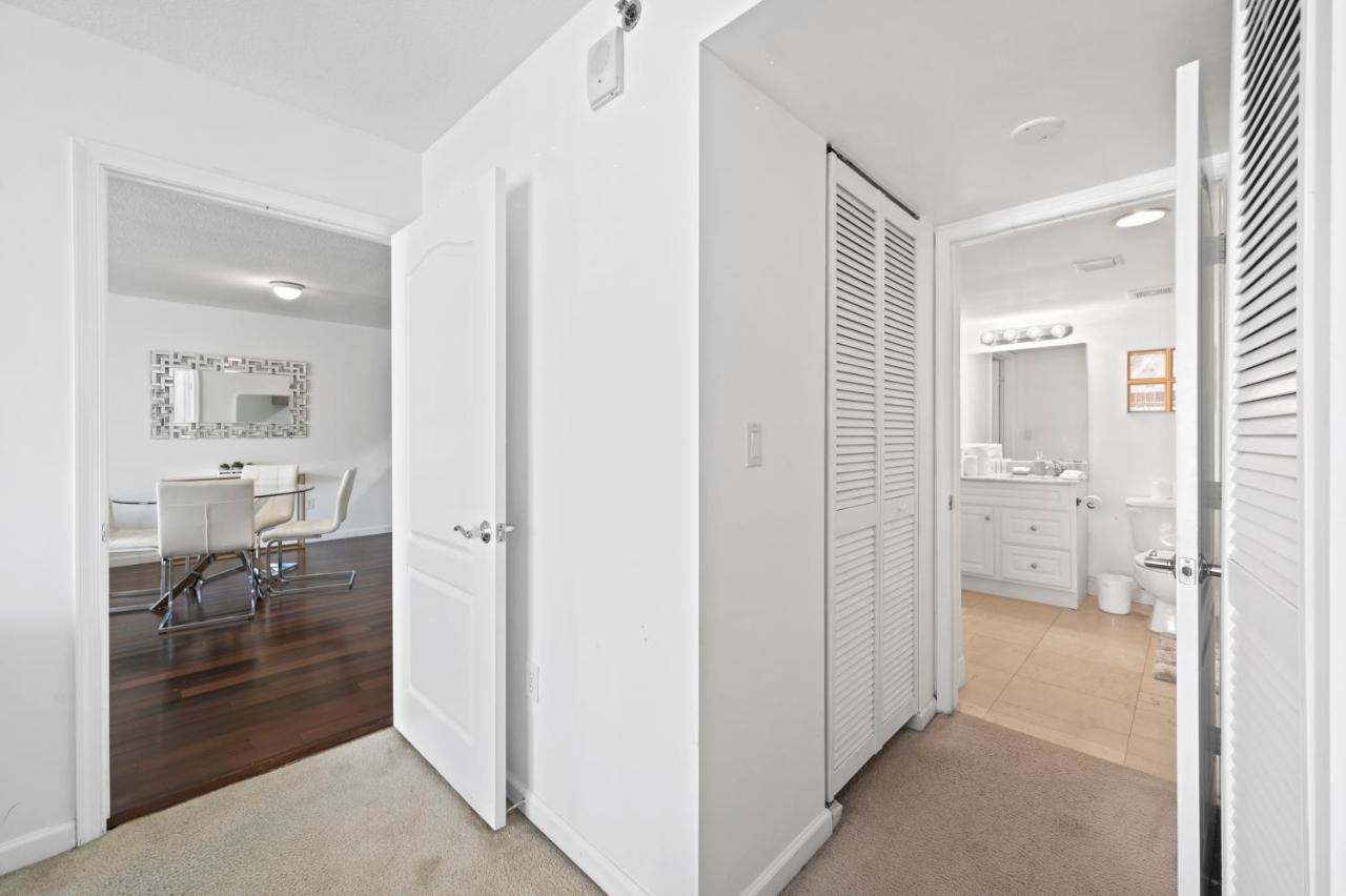 Private Unit With Amenities And Parking Appartement *