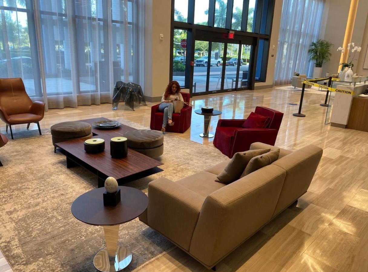 5350 Park Apartment *