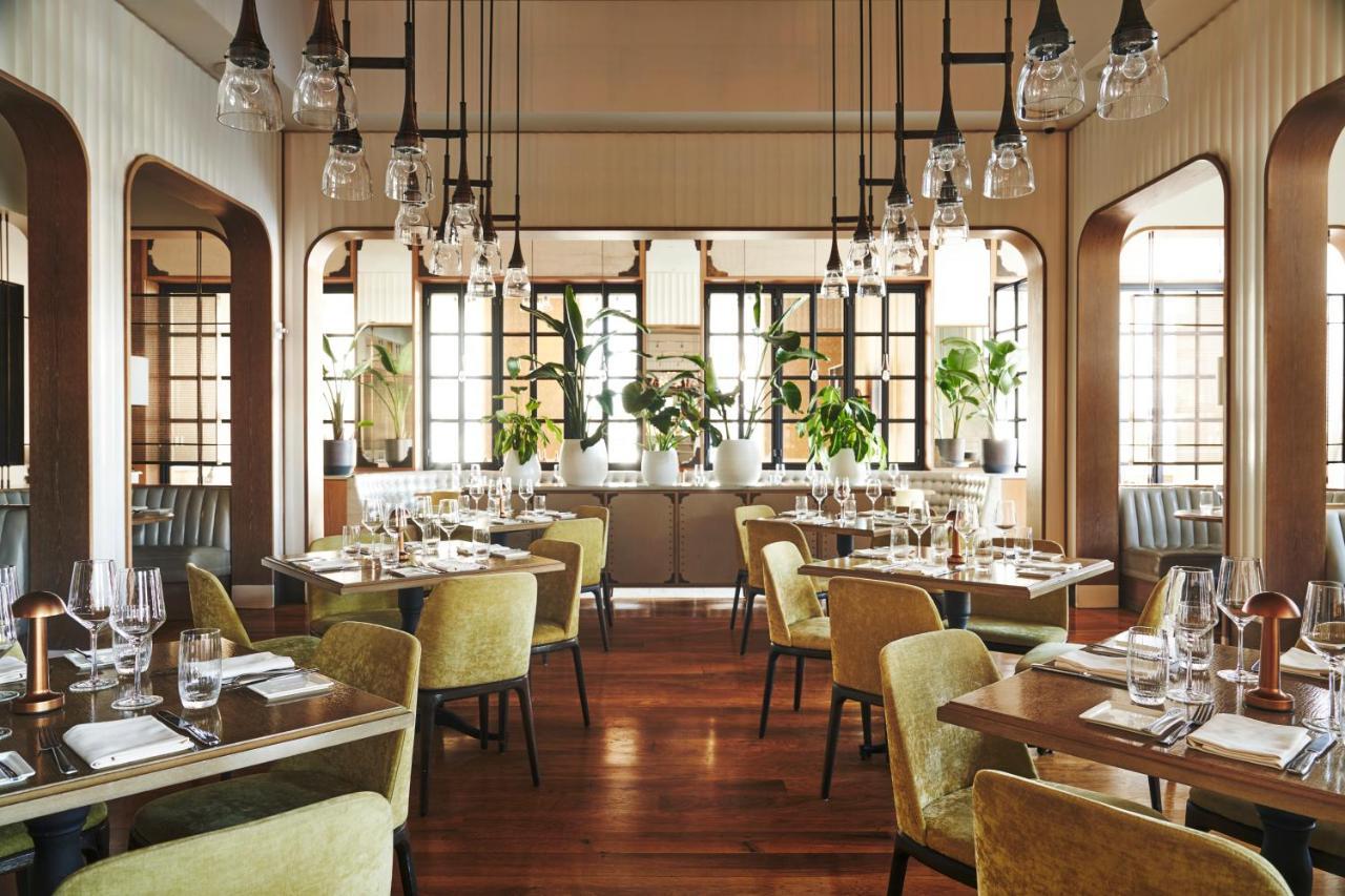 Four Seasons Hotel 5*