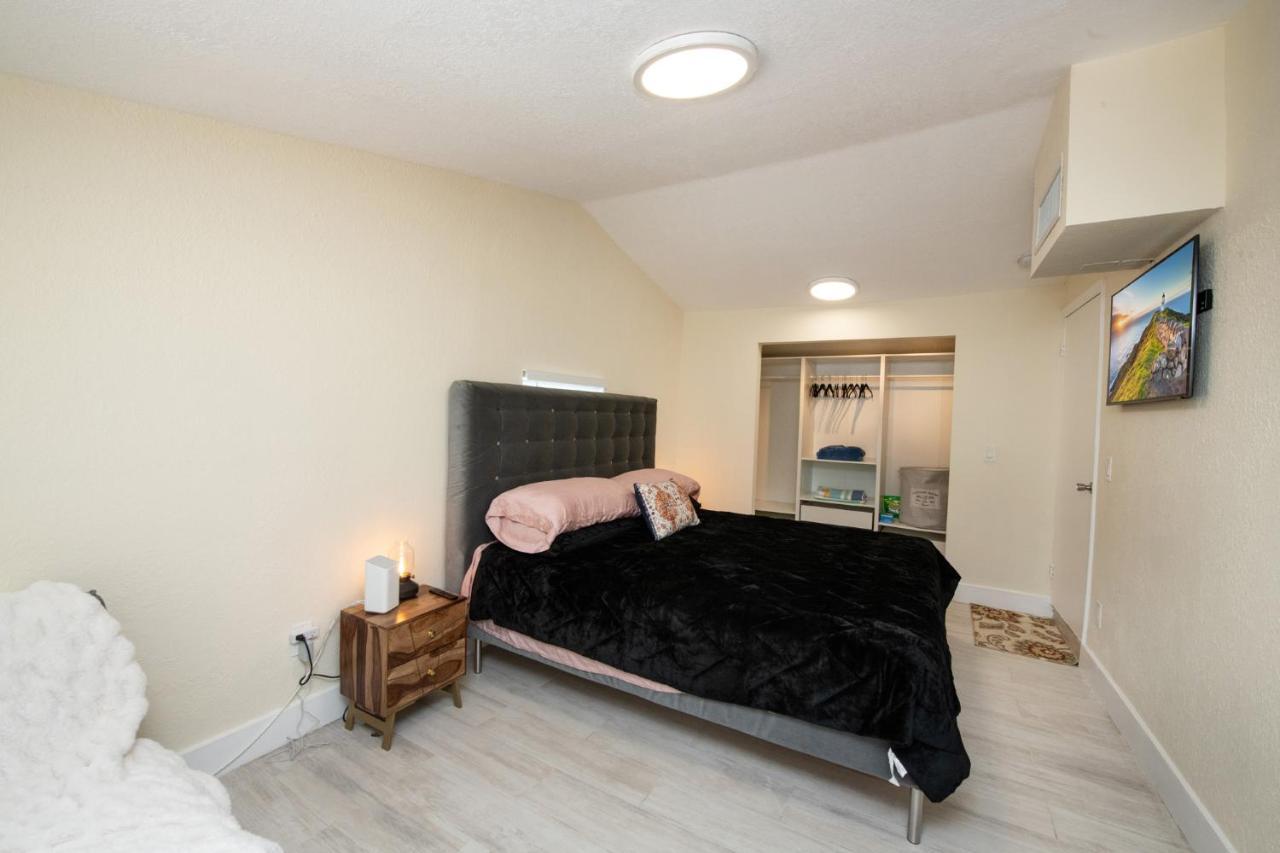 Renzzi Wynwood House Apartment Miami