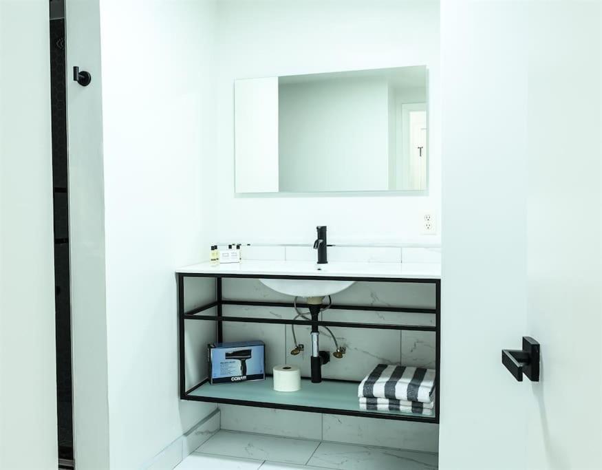 Luxury 2bd 2ba Wynwood With Pool & Free Parking