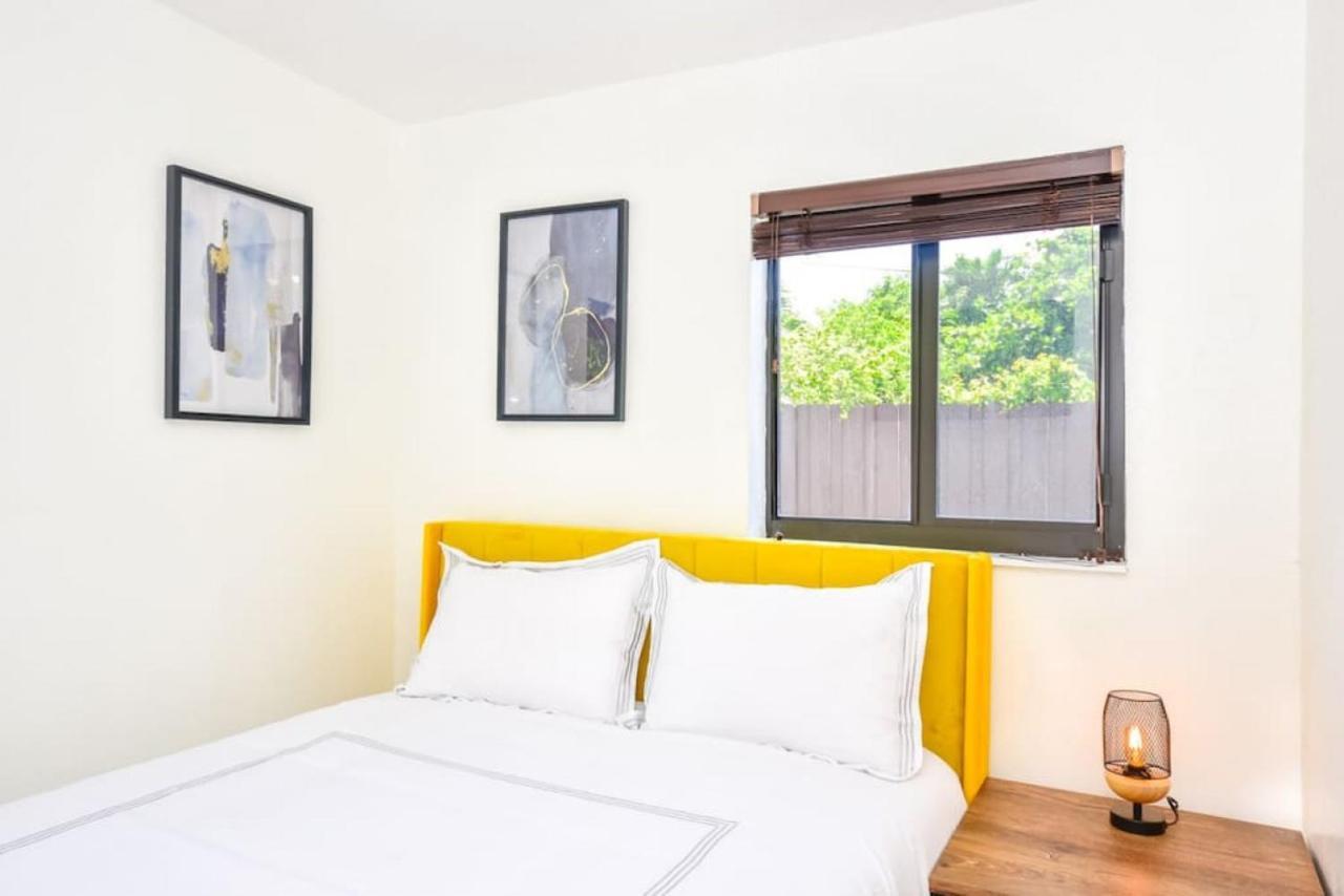 Five Bedroom With Pool In Highland Lakes Near Aventura Mall
