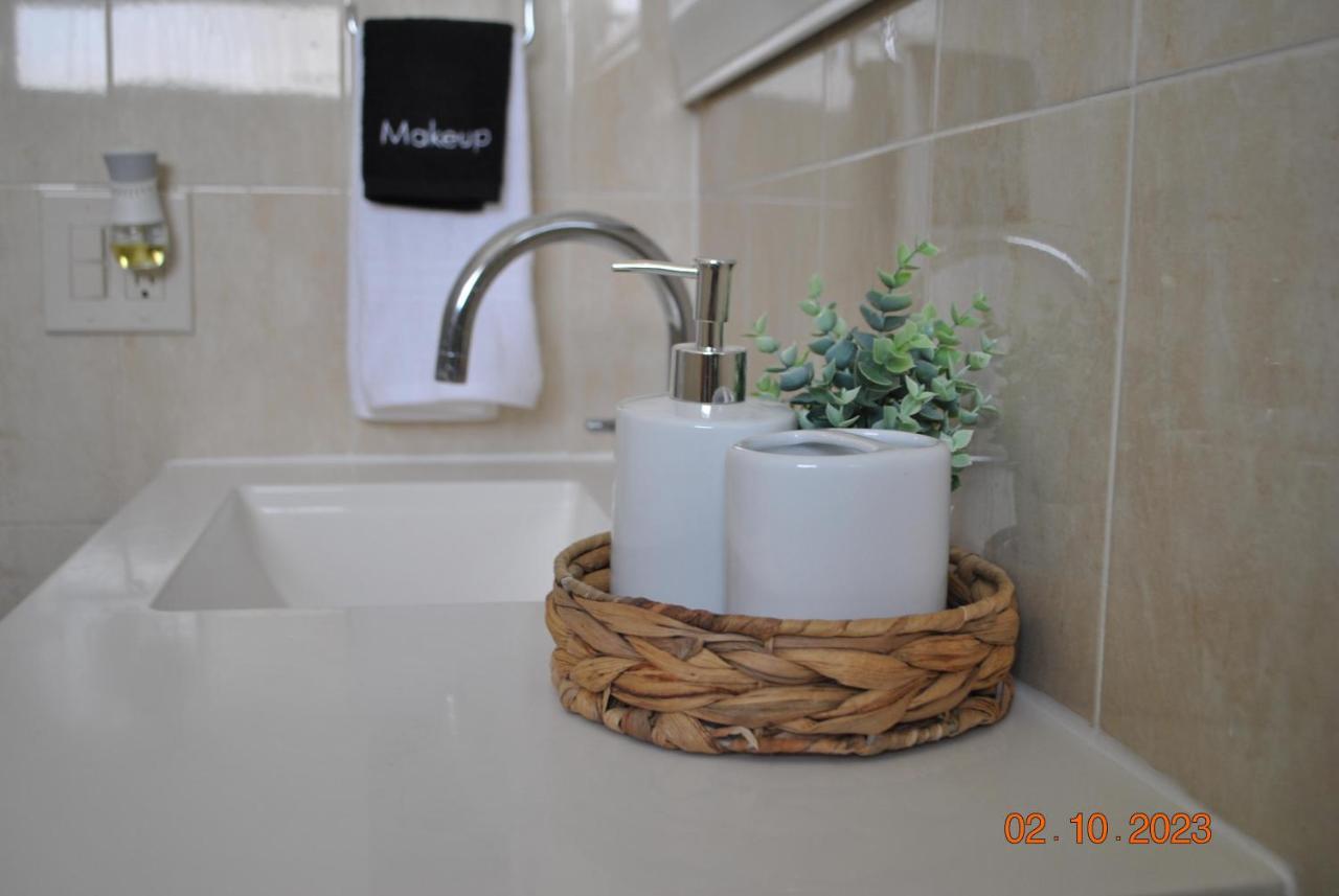 Appartement Sleeps 8, Havana Nights In
