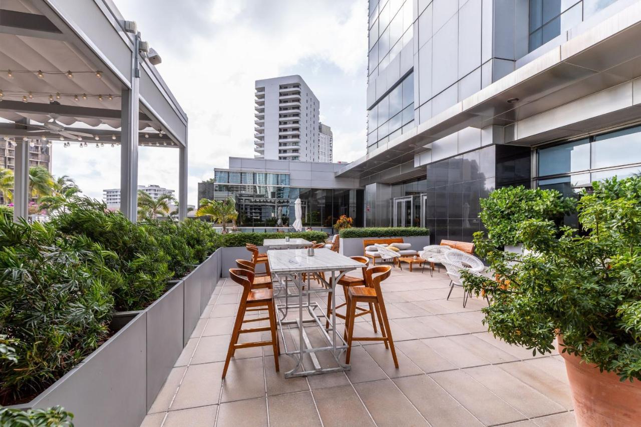Four Seasons Studio Kitchen Hotel