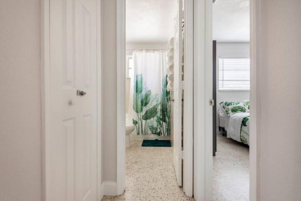 Sleeps 8, Havana Nights In Appartement Miami