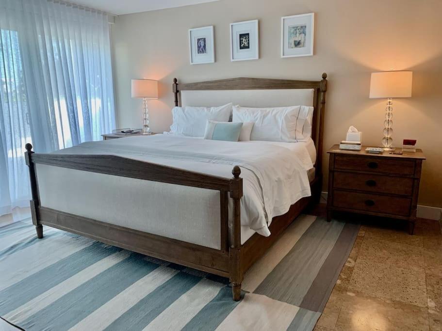 Naomi - Luxury Design New Miami