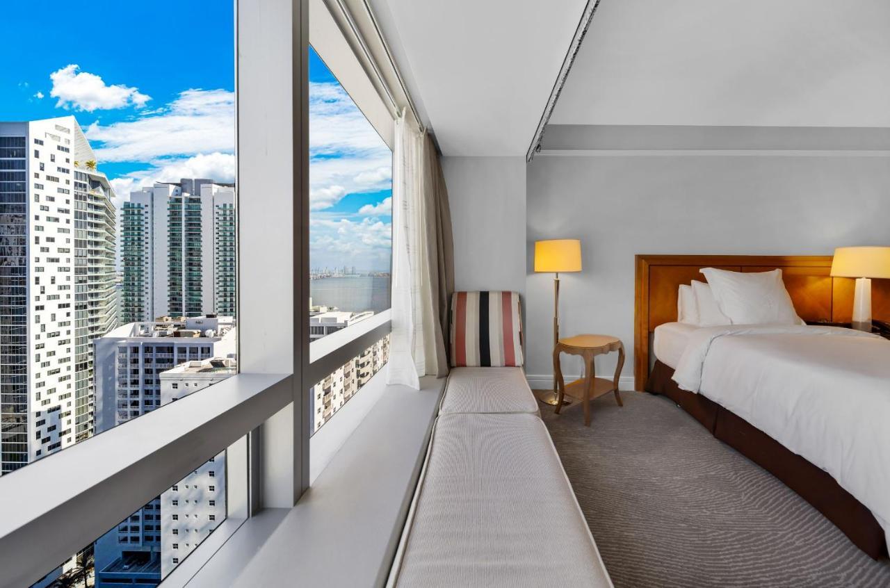 Four Seasons Studio Kitchen 5* Miami