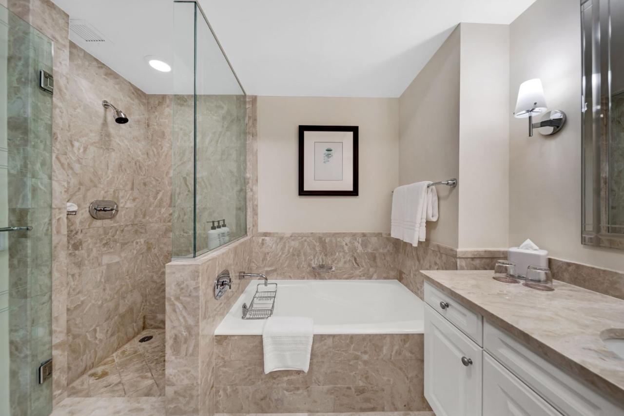 Four Seasons Studio Kitchen Hotel 5*